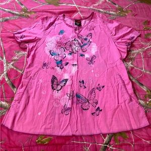 Ecko Unlimited Pink Butterfly Short Sleeve Scrub Top